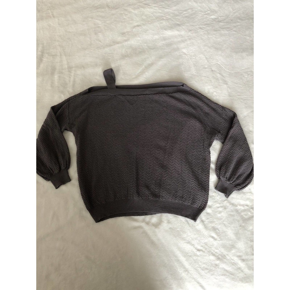Just Fab Open Shoulder Top Size M Gray Stretchy Tight knit‎ Pullover Sweater